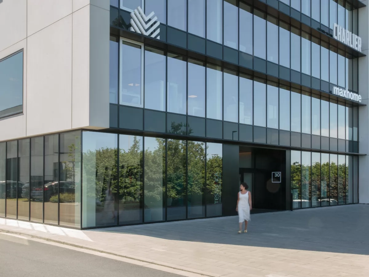 Maxhome 1500x1125px new office